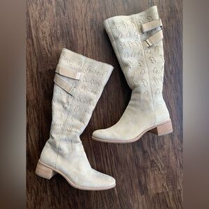 Timberland leather Beige fur lined Knee-High Boots